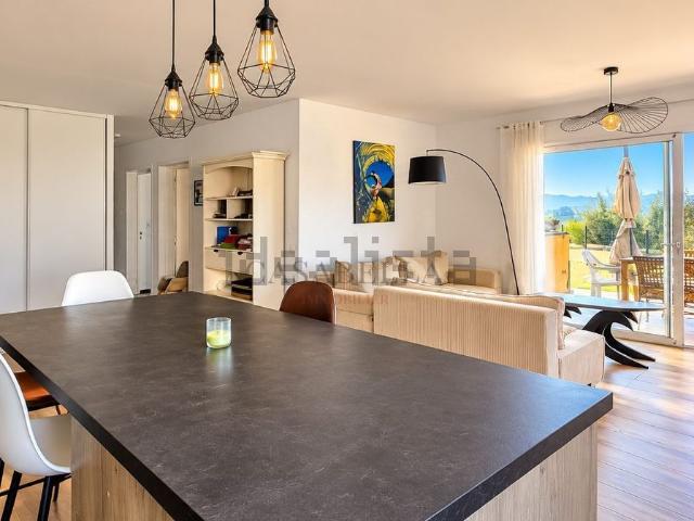 Appartement, Alata