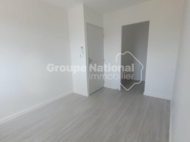 Appartement Amberieux T3 63.45 m2 865 € CC
