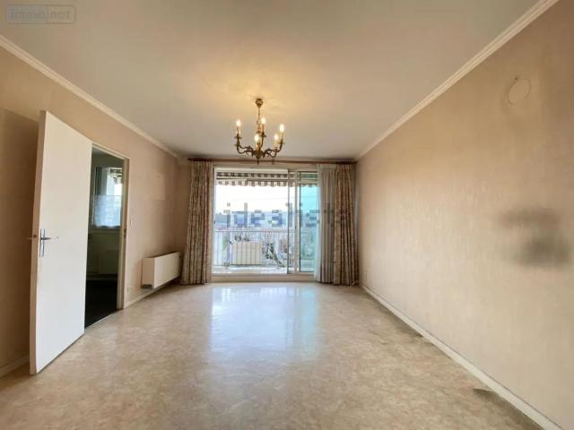 Appartement, Amilly
