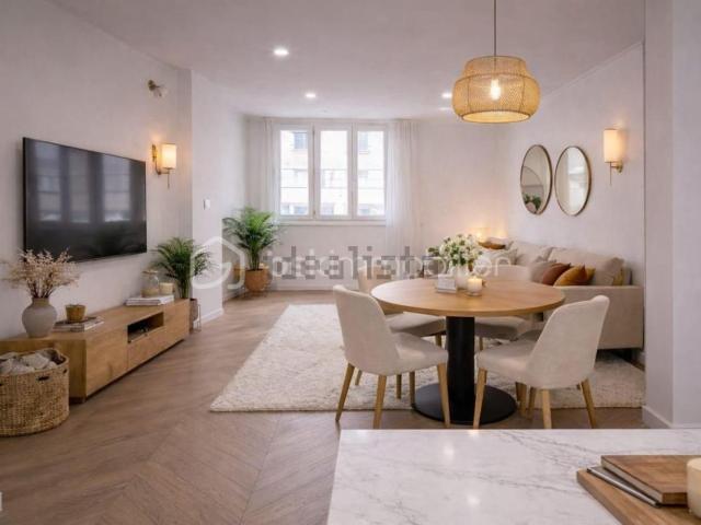 Appartement, Amiraux Simplon Poissonniers, Paris