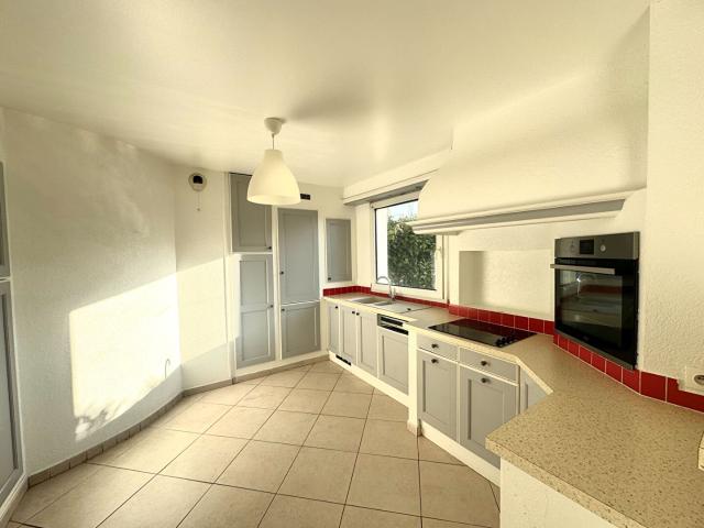 Appartement Annemasse 4 pièce s 82 m2 REZ DE JARDIN 82m² Annemasse