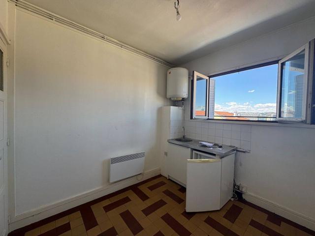 APPARTEMENT ANCIEN LYON 03 1 pièce s 24 m2