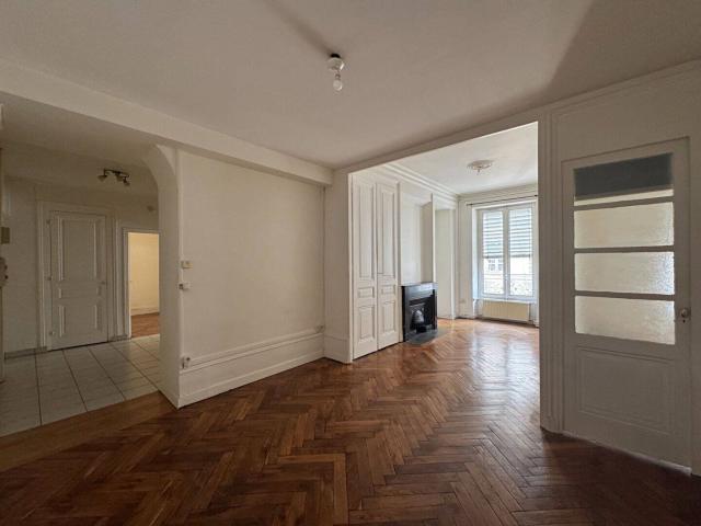 APPARTEMENT ANCIEN LYON 06 3 pièce s 89 m2
