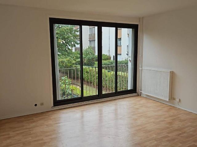 APPARTEMENT ANDRESY 3 pièce s 65.06 m2