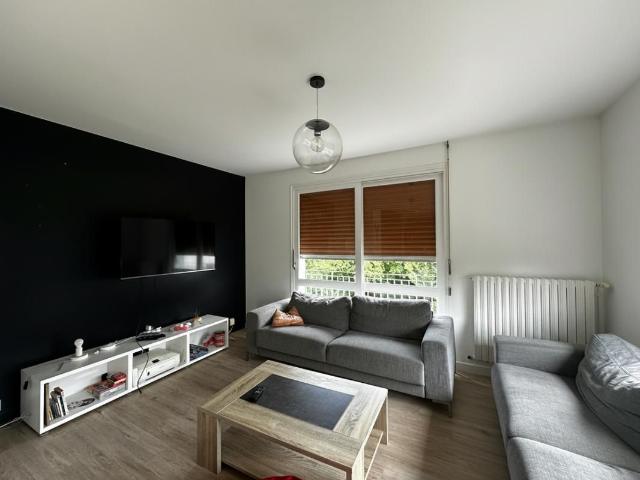 Appartement Angers 1 pièce s 28.70 m2