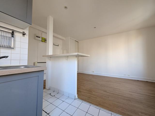 Appartement Asnieres Sur Seine 1 pièce s 20 m2