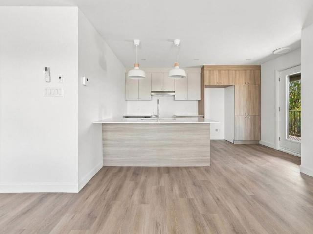 Appartement Asbestos À Louer