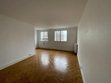 Appartement Arcueil 1 pièce s 37.42 m2