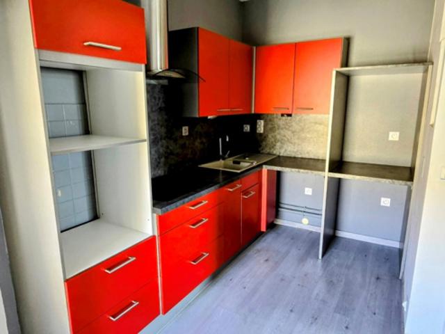 Appartement Arc Les Gray 3 pièce s 60 m2