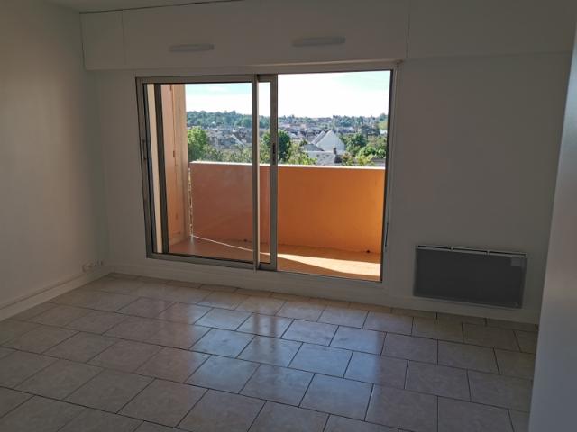 Appartement Arpajon 1 pièce s 21.22 m2