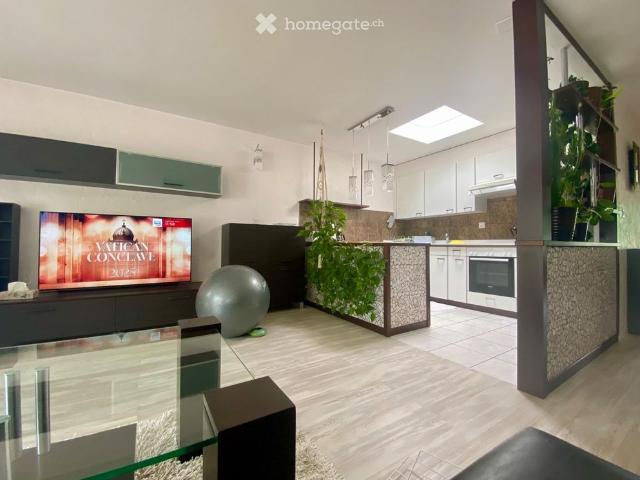 Appartement attique 3,5 à Monthey avec parking et charges