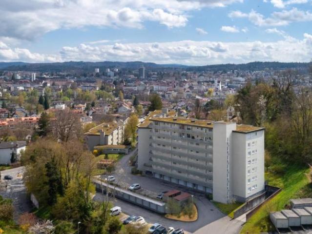 Appartement attrayant, idéal pour jeunes et moins jeunes!