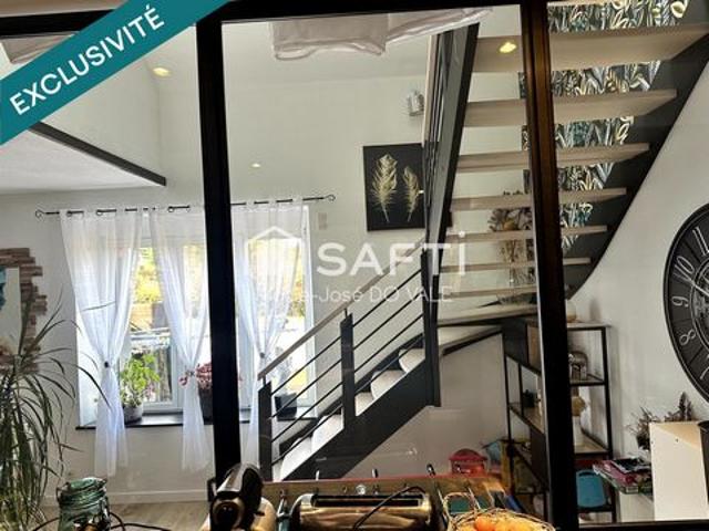 Appartement atypique avec terrasse