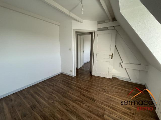 Appartement atypique de type F3