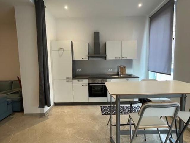 Appartement au coin du Blvd. Piercot