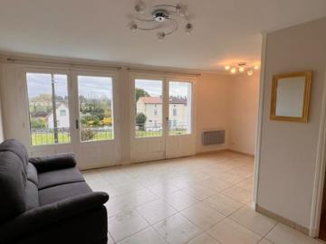 APPARTEMENT AU PREMIER ETAGE