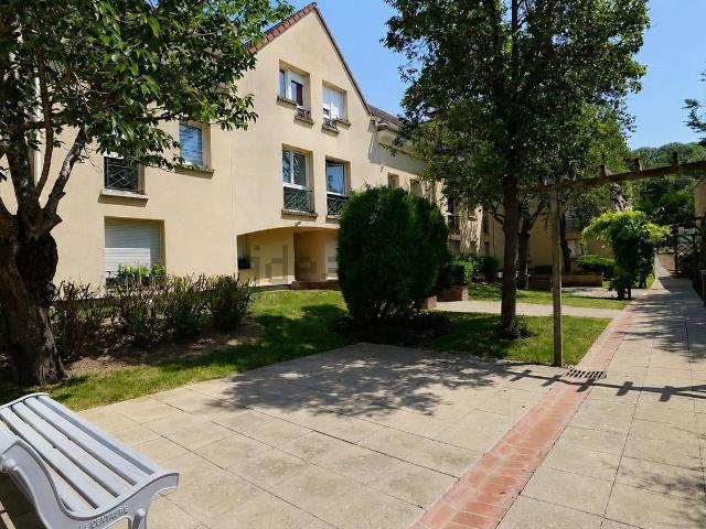 Appartement, Aubergenville