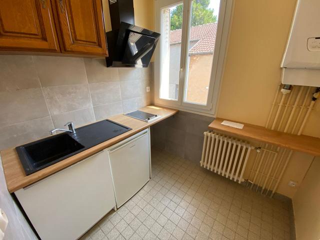 Appartement Aubigny Sur Nere 1 pièce s 28 m2