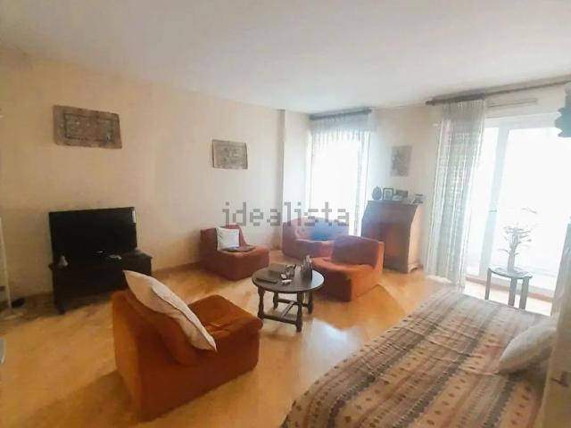 Appartement, Auch