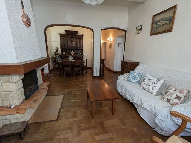 Appartement, Aups