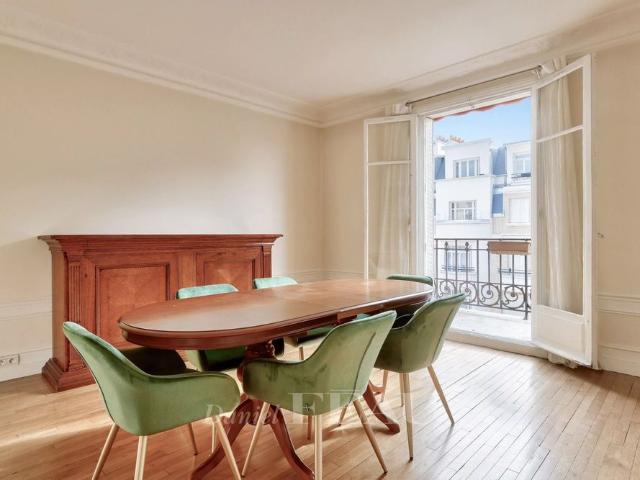 Appartement • Auteuil Nord