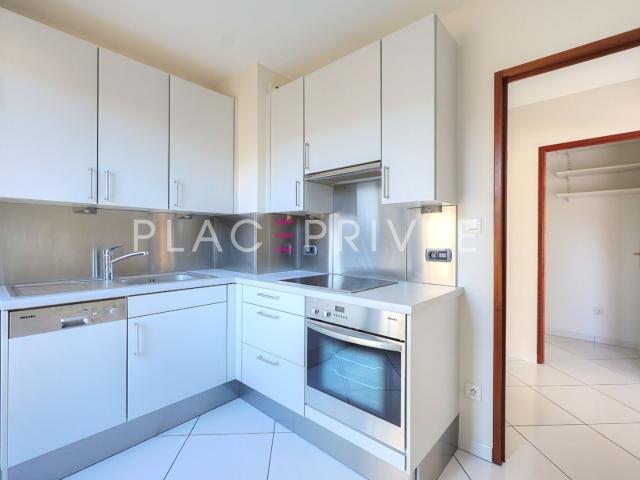 Appartement avec ascenseur et parking, Nancy