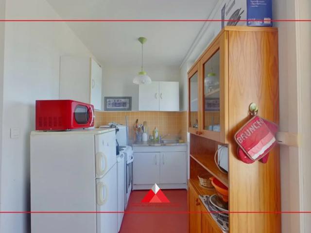 Appartement avec balcon et garage