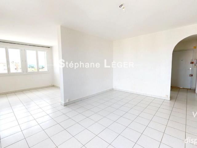 Appartement avec balcon Montélimar 4 pièce s 82 m2