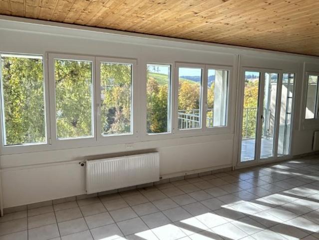 Appartement avec grand balcon à louer, 1er loyer net offert !