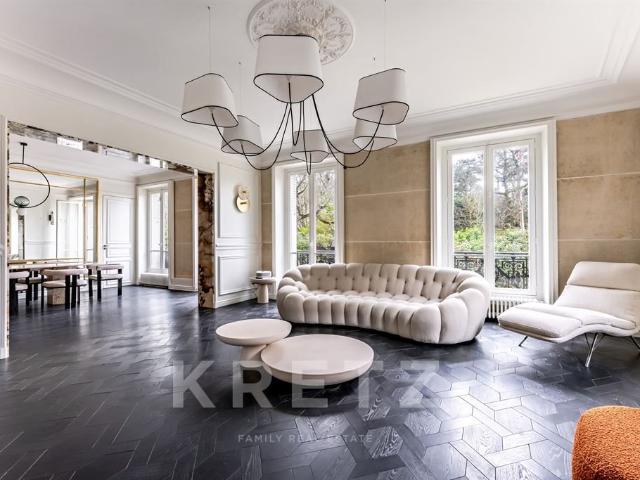 Appartement avec jardin, Neuilly Sablons / Jardin d'Acclimat. 200m² Neuilly sur Seine