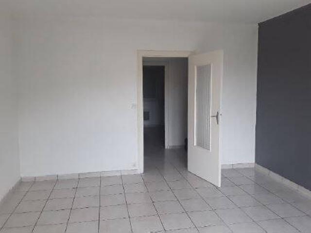 APPARTEMENT AVEC JARDIN SALAISE SUR SANNE 3 pièce s 60.40 m
