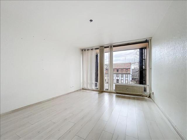 Appartement avec parking 1er étage 51,88 m2 2 pièces Non Meublé