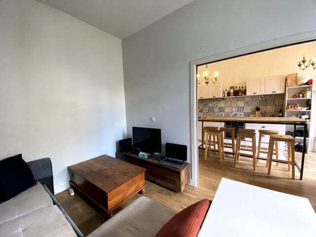 Appartement avec parking et terrasse 53m² Bordeaux