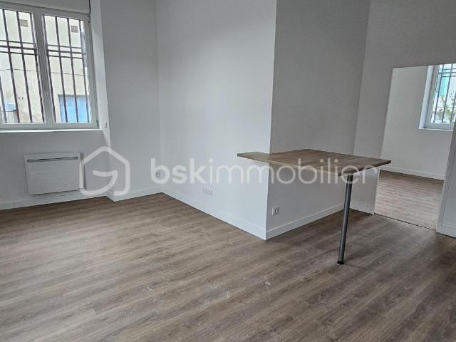 APPARTEMENT avec terrain