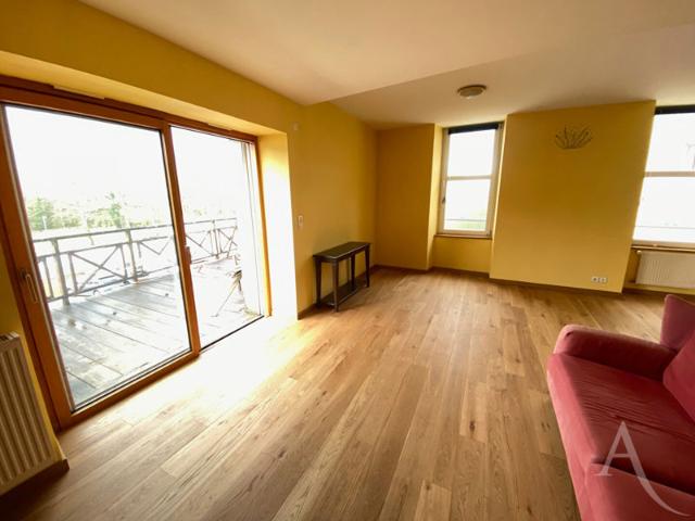 Appartement avec terrasse Montaigu centre