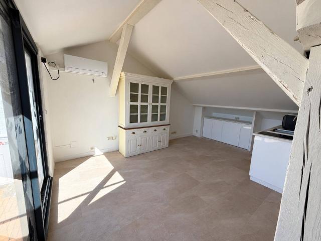 Appartement avec terrasse et climatisation