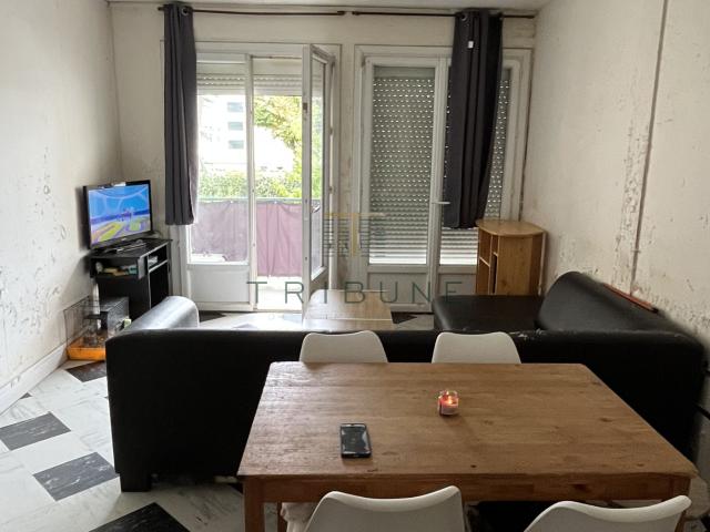 Appartement avec terrasse et garage