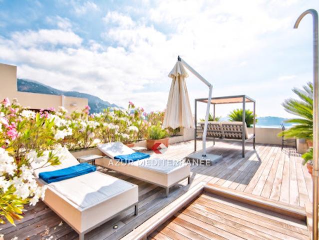 Appartement avec terrasse et piscine