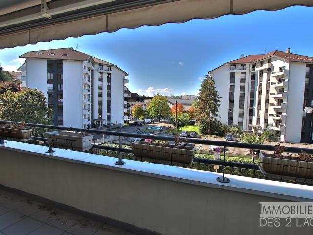 Appartement avec terrasse proche vieille ville d'Annecy 100m² Annecy