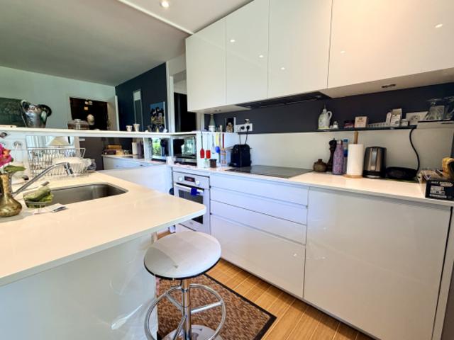 Appartement avec terrasse sans vis à vis vue rivière