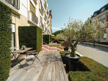 Ixelles, Bruxelles-Capitale - Parking, Terrasse