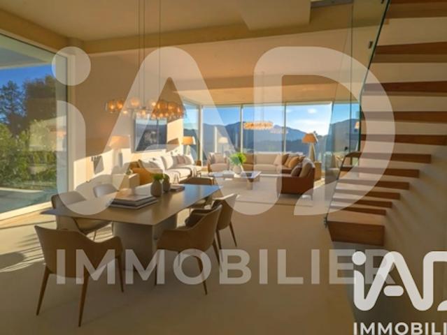 Appartement avec terrasse et piscine