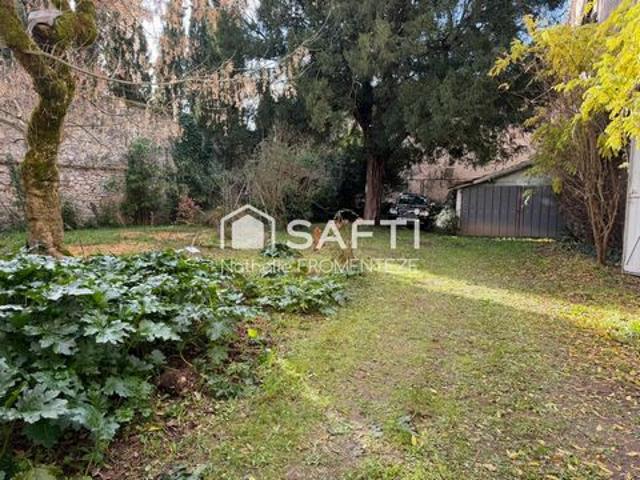 Appartement avec un jardin 600m2
