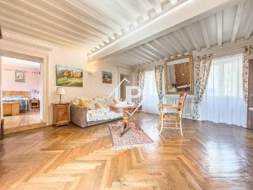 Appartement avec vue dégagée au coeur du village 85m² Manigod