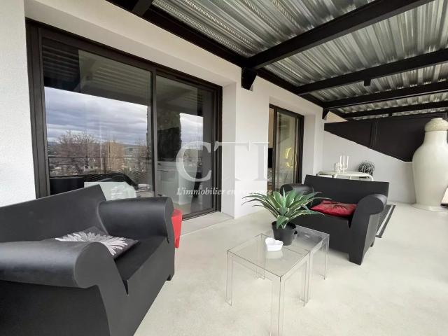 Appartement avec vue panoramique proche centre ville Vaison La R