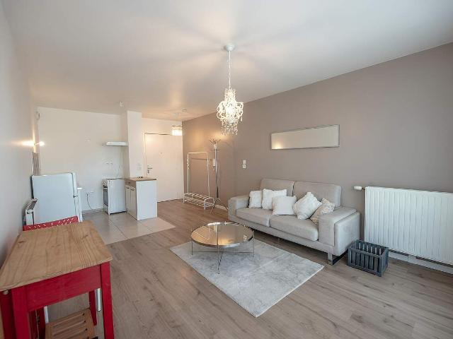 Appartement avec 1 chambre dans en banlieue de Paris, 77700: 40 m² — #4419