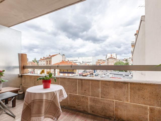 Appartement avec 1 chambre dans en banlieue de Paris, 94120: 34 m² — #4488