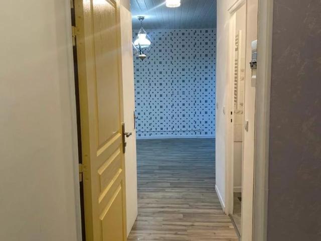 Appartement avec 1 chambre en location hyper centre à Grandv