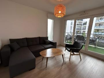 Appartement avec 2 chambres dans en banlieue de Paris, 93230: 64 m² — #4497