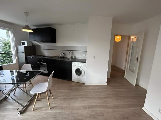 Appartement avec 2 chambres dans en banlieue de Paris, 93230: 64 m² — #4497